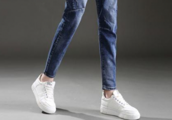 牛仔裤越洗越大还是小，怎么防止牛仔裤发生变