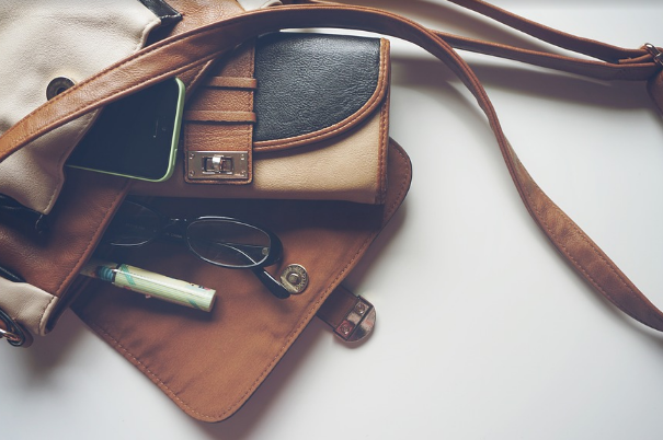 真皮包包保养方法,真皮包包保养用什么油好