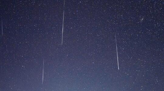 双星伴月什么时候出现 双星伴月的天象寓意