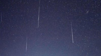 双星伴月什么时候出现  双星伴月的天象寓意