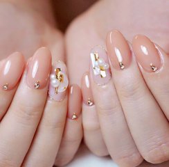 频繁去做美甲有哪些危害？