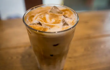 喝完冰咖啡肚子痛是怎么原因