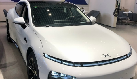 小鹏P7门把手不回弹怎么办