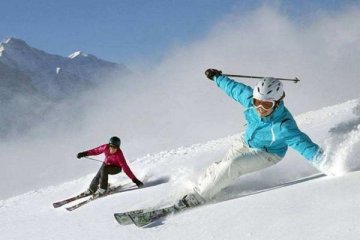 单板滑雪和单板滑雪哪个容易学？