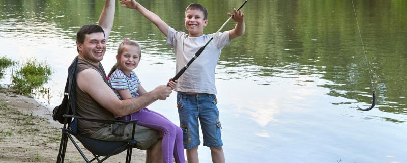 春天钓鱼钓深水还是浅水,钓上风还是下风 春天在深水还是浅水钓鱼,是抓上风还是抓下风?