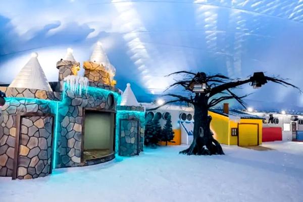 温州滑雪滑冰好去处 鹿城奇特冰雪乐园