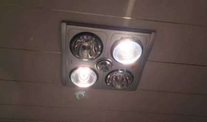 浴室里的浴霸可以长期开着吗?