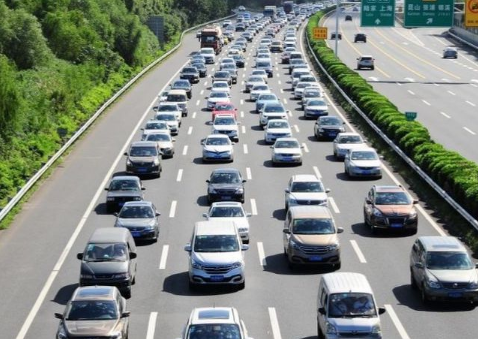 高速时免费需要多少座位