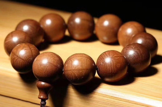 六道木手串玩多久能盘红