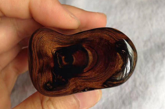 血柳怎么辨别真假?