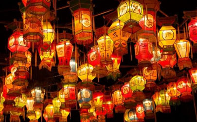 元宵节有什么讲究，一定要在家里过吗