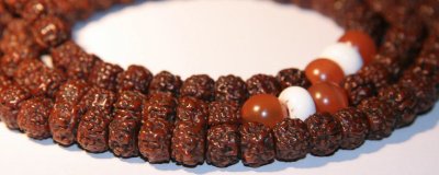 盘金刚菩提手串最好的的方法及步骤