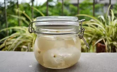 荔枝泡酒后荔枝还可以吃吗