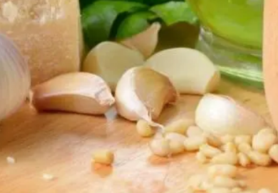 大蒜泡酒多久才可以喝