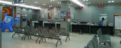 手机银行存钱和柜台存钱有什么不同之处