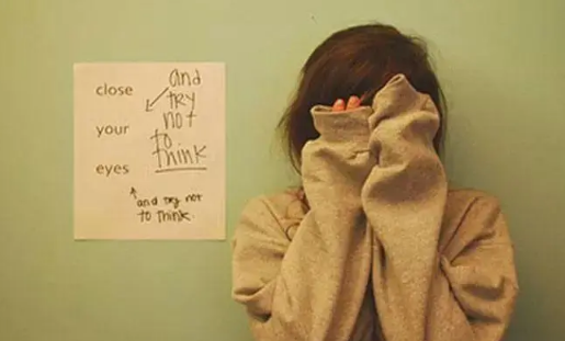 社交恐惧症是什么原因引起的