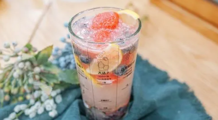 健身喝气泡水会胖吗