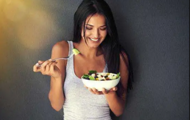 怎么算一天需要摄入多少大卡