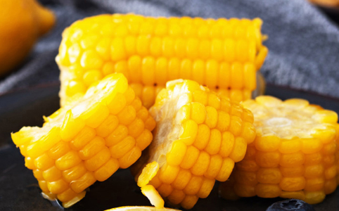 新东方直播间6元一根的玉米农民能赚多少