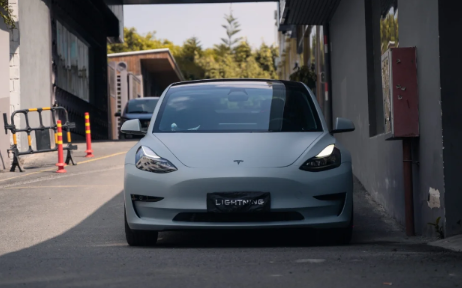 200万价格的特斯拉有什么优缺点