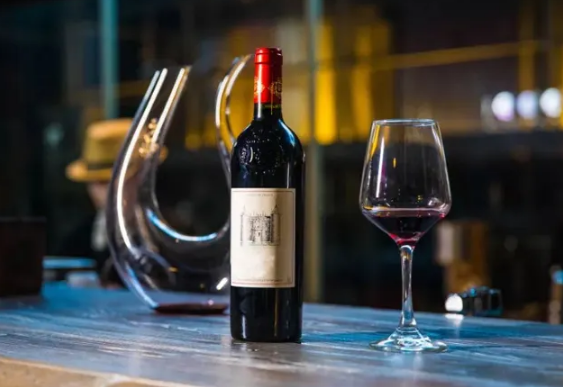 葡萄酒保质期一般有几年